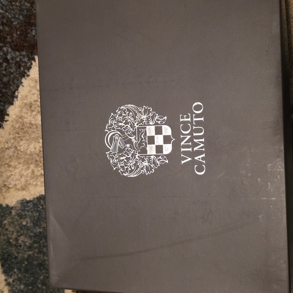 Vince Camuto Clogs - Picture 7 of 7